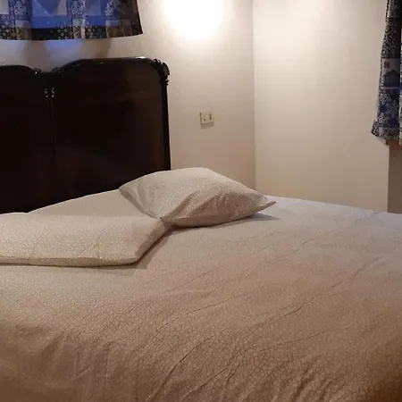 Casetta Con Camino * La Magdeleine